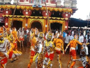 Kargam And Puli Vesham Dance